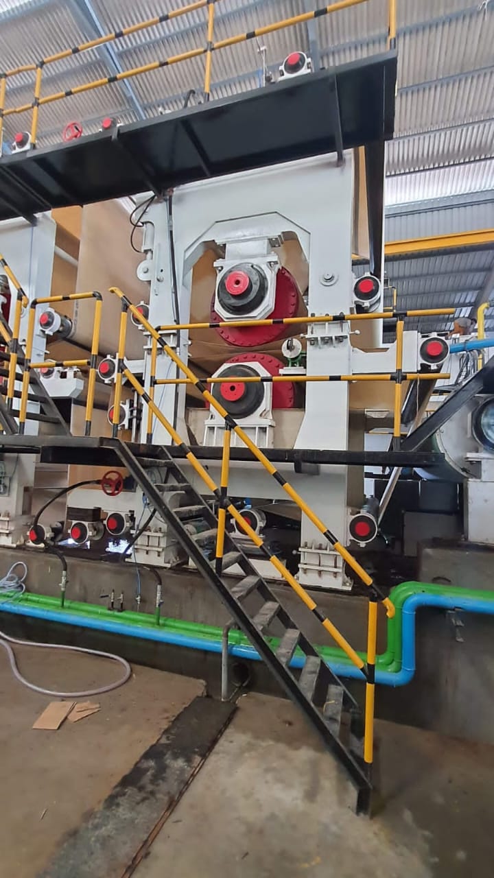 Pulp drying and baling